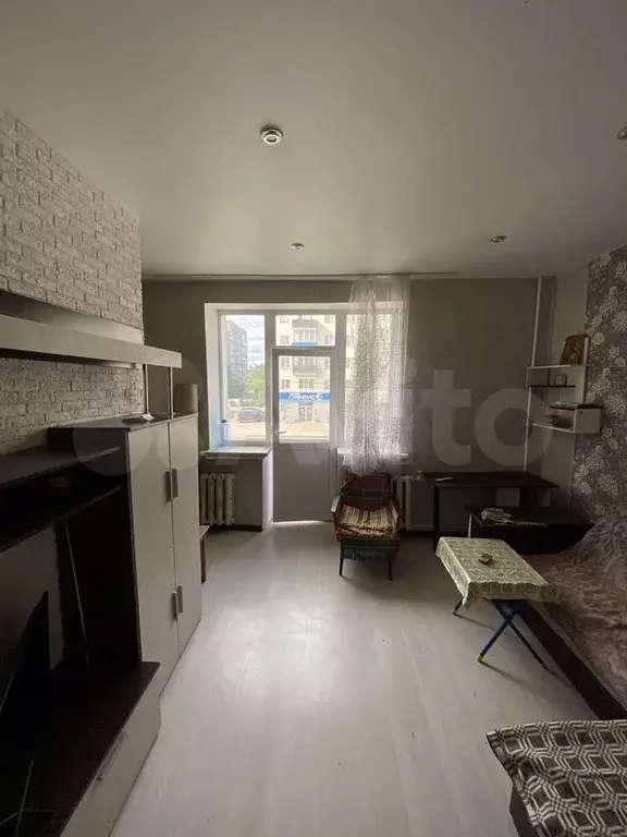 Комната 17,9 м в 3-к., 2/2 эт. - Фото 1