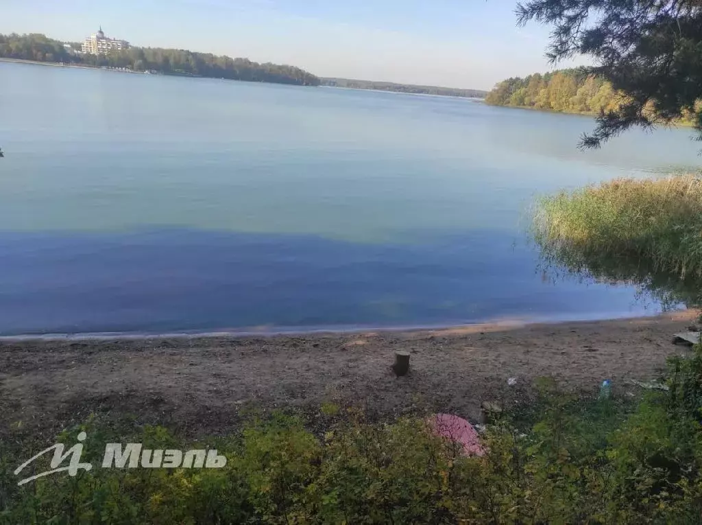 Продается участок в д. Пятница - Фото 1