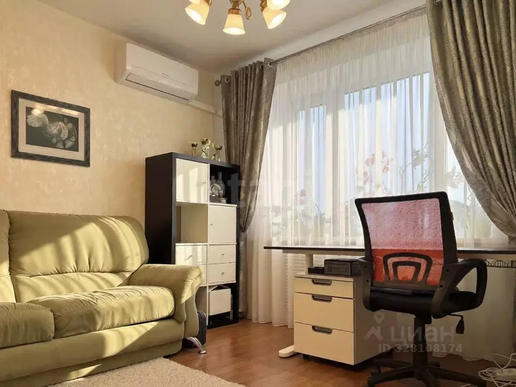 6-к кв. Псковская область, Псков Коммунальная ул., 7 (164.2 м) - Фото 2