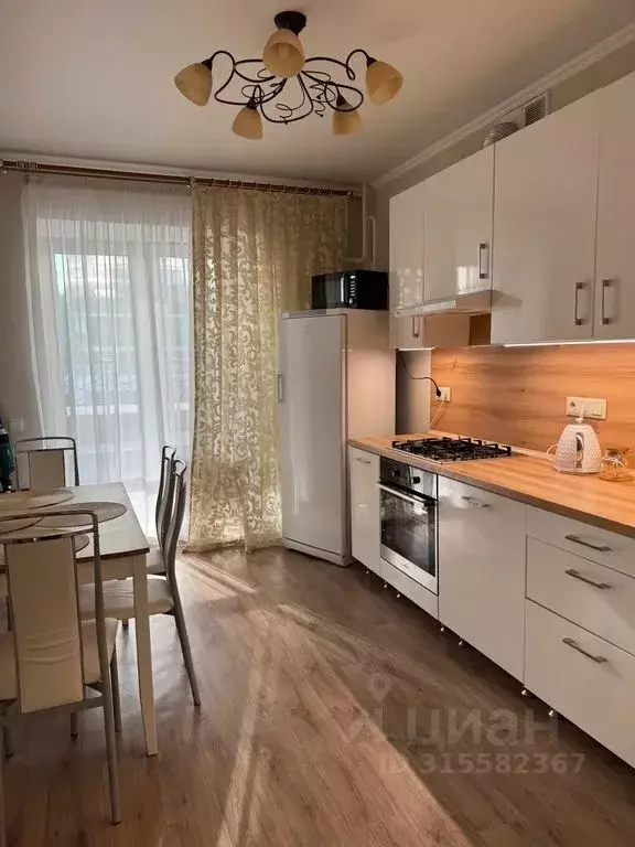 2-к кв. Татарстан, Казань ул. Николая Ершова, 62Вк2 (50.0 м) - Фото 0