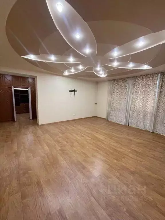 5-к кв. Севастополь ул. Репина, 15/3 (266.0 м) - Фото 1