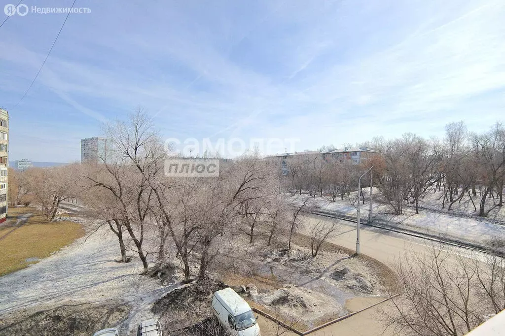 Квартира-студия: Кемерово, Октябрьский проспект, 44 (16.9 м) - Фото 1