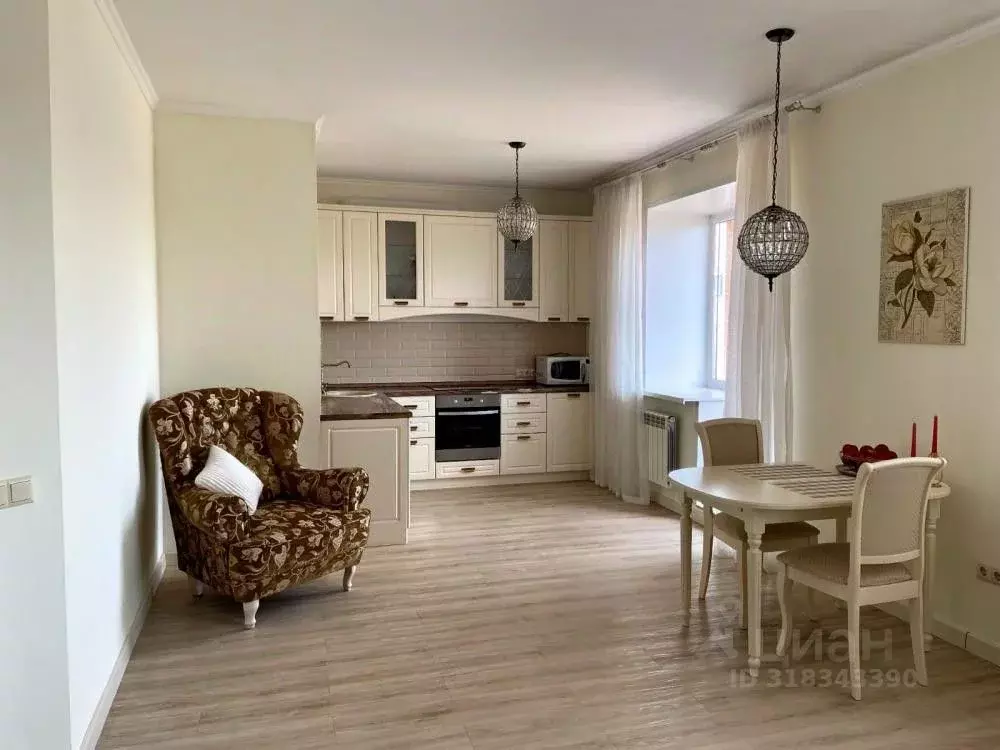 2-к кв. Хакасия, Абакан ул. Комарова, 9 (66.8 м) - Фото 1