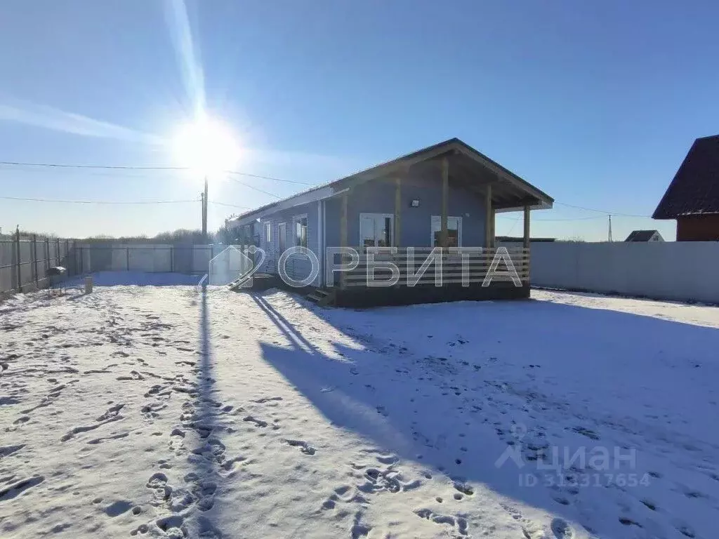 Дом в Тюменская область, Тюменский район, д. Есаулова ул. Родниковая ... - Фото 1