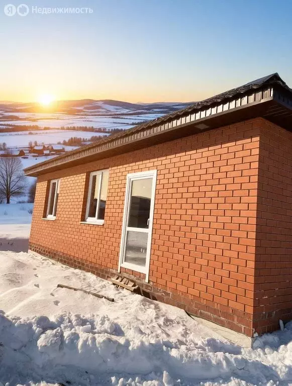 Дом в Бессоновский район, село Ухтинка, 2-й Янтарный проезд (63 м) - Фото 1