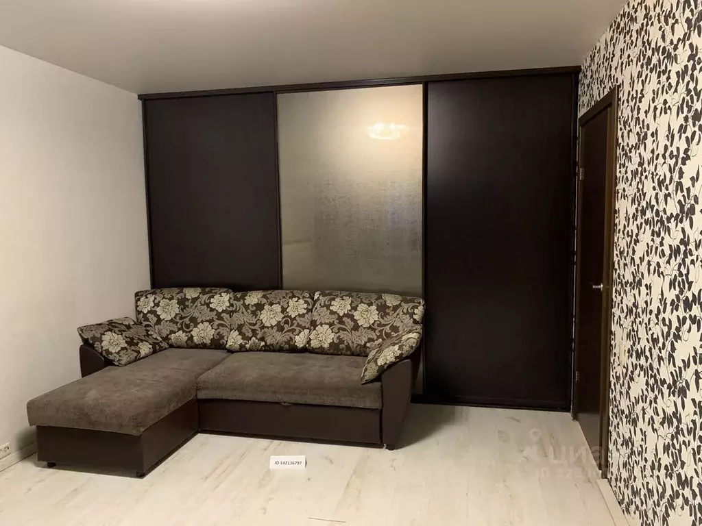 1-к кв. Волгоградская область, Волгоград ул. Хользунова, 18/3 (46.0 м) - Фото 2