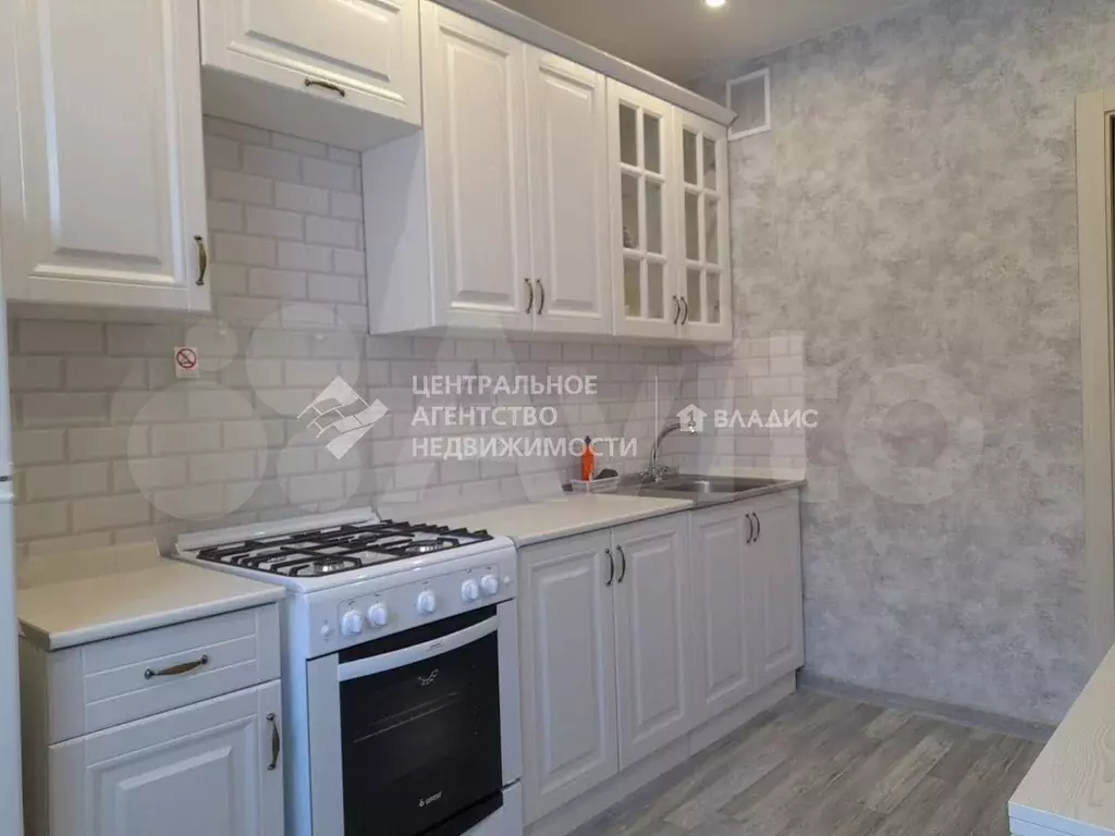 3-к. квартира, 67 м, 2/9 эт. - Фото 0