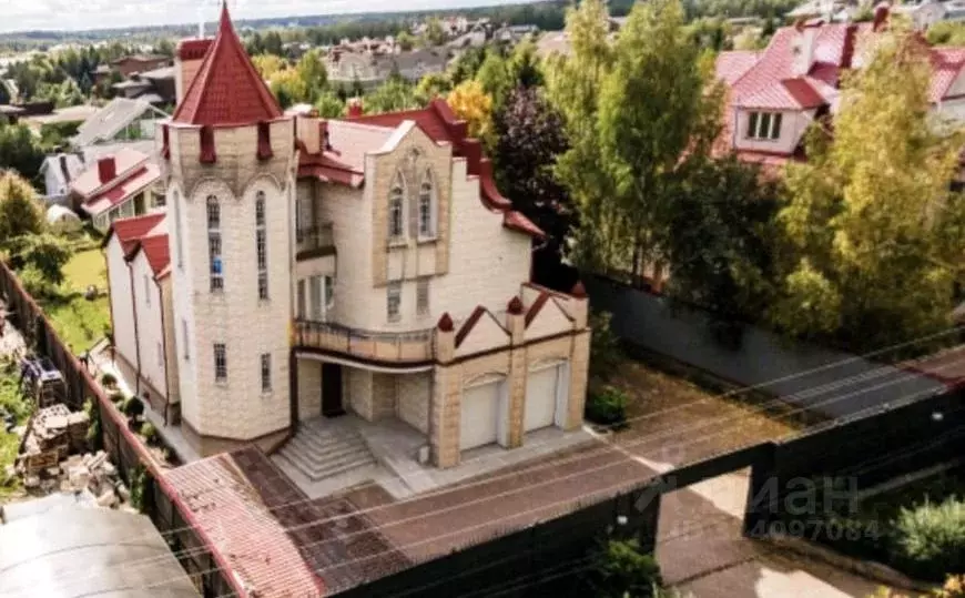 Дом в Московская область, Красногорск городской округ, с. ... - Фото 1