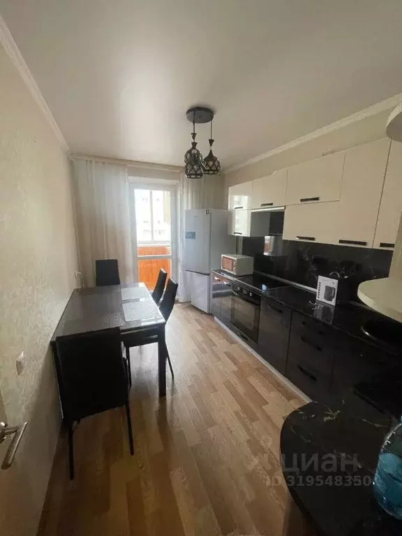 2-к кв. Татарстан, Набережные Челны 65-й комплекс, 10 (55.0 м) - Фото 1