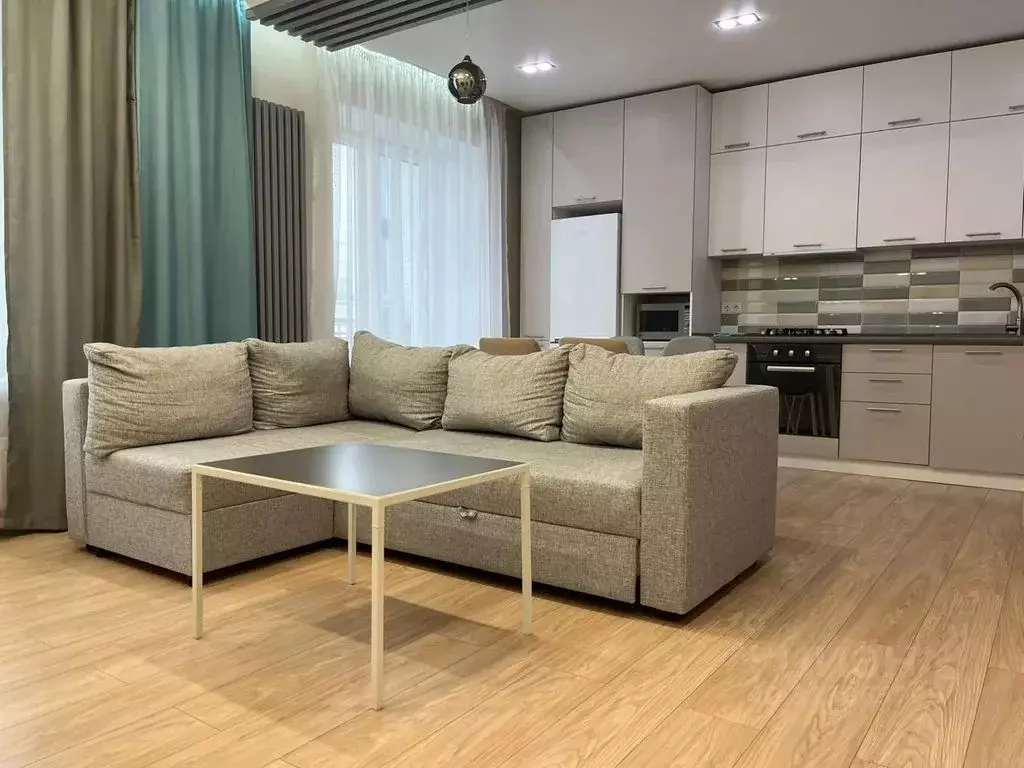 2-к кв. Татарстан, Казань ул. Николая Ершова, 62Вк2 (62.0 м) - Фото 0