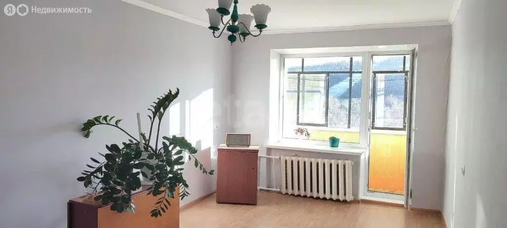 2-комнатная квартира: Сатка, Бакальская улица, 13 (43.8 м) - Фото 2