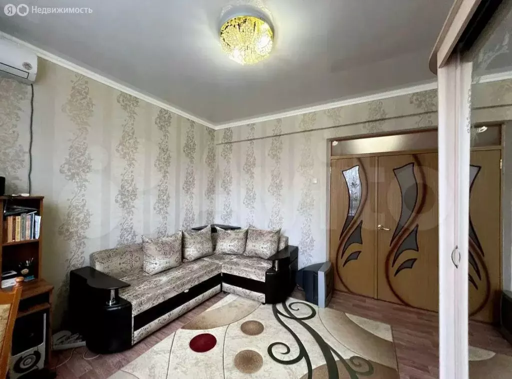 3-комнатная квартира: Армавир, Черноморская улица, 12 (60.5 м) - Фото 1