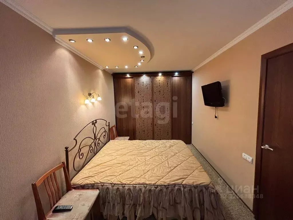 2-к кв. Тюменская область, Тюмень ул. Кузнецова, 16 (50.0 м) - Фото 0