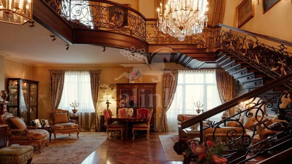 Квартира, 4 комнаты, 247.4 м - Фото 1
