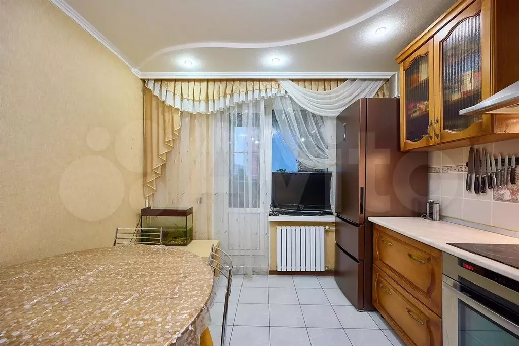 3-к. квартира, 90 м, 3/10 эт. - Фото 1