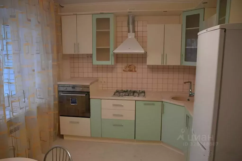 3-к кв. Калужская область, Калуга бул. Солнечный, 4к2 (93.0 м) - Фото 1