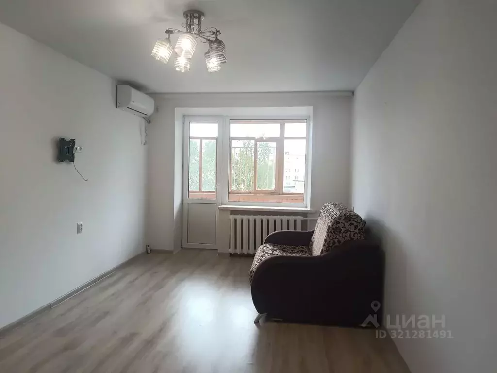 1-к кв. Башкортостан, Ишимбай Геологическая ул., 87 (31.0 м) - Фото 1