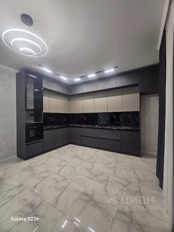 Дом в Ставропольский край, Михайловск Шпаковский район, ул. Бориса ... - Фото 1