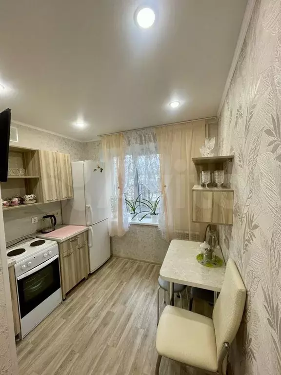 1-к. квартира, 30 м, 1/5 эт. - Фото 1