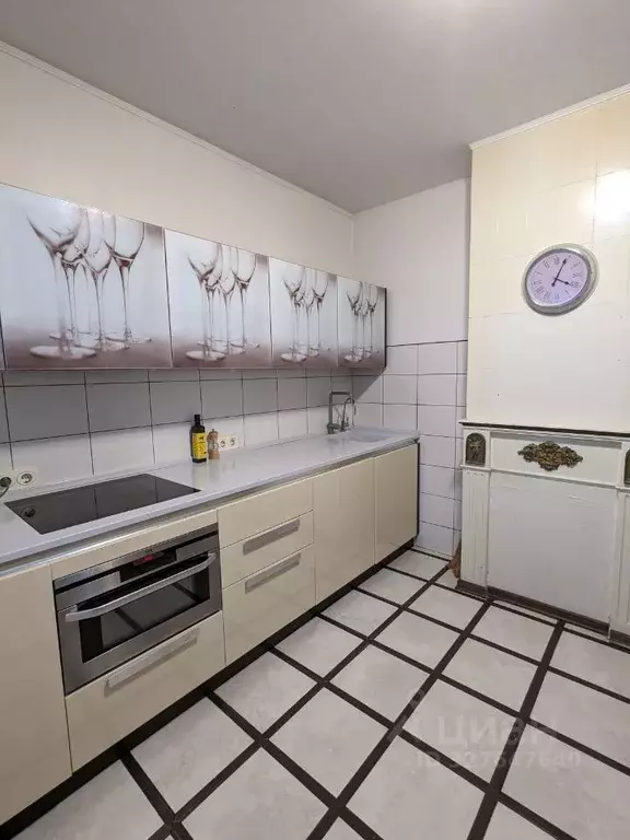 3-к кв. Москва проезд Одоевского, 11К2 (73.5 м) - Фото 0