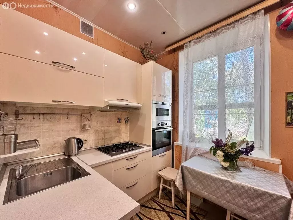 1-комнатная квартира: Сертолово, улица Ларина, 5 (38 м) - Фото 1