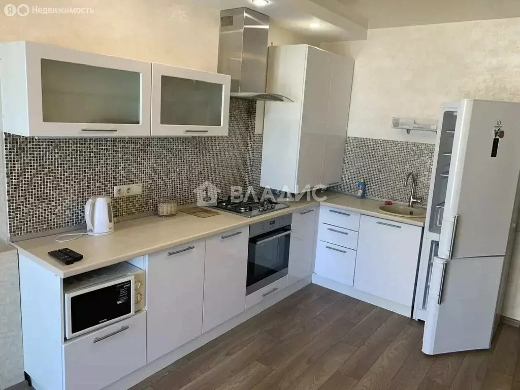 2-комнатная квартира: Волгоград, Шекснинская улица, 66 (48.6 м) - Фото 2