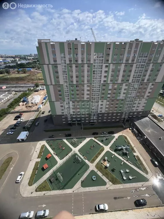 2-комнатная квартира: Оренбург, улица Неплюева, 2 (73.93 м) - Фото 1