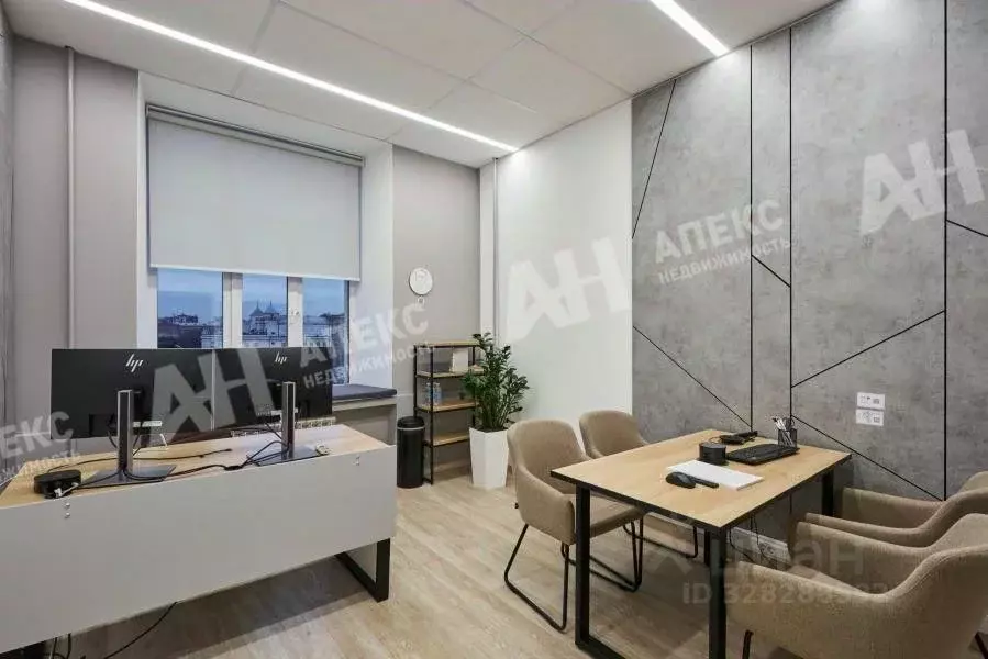 Помещение свободного назначения в Москва Лесная ул., 43 (400 м) - Фото 1