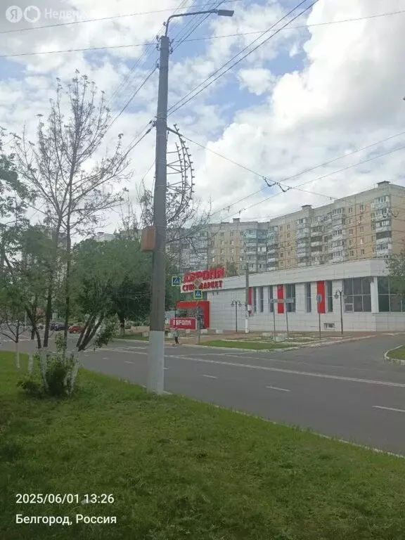 3-комнатная квартира: Белгород, Белгородский проспект, 57 (58.4 м) - Фото 1