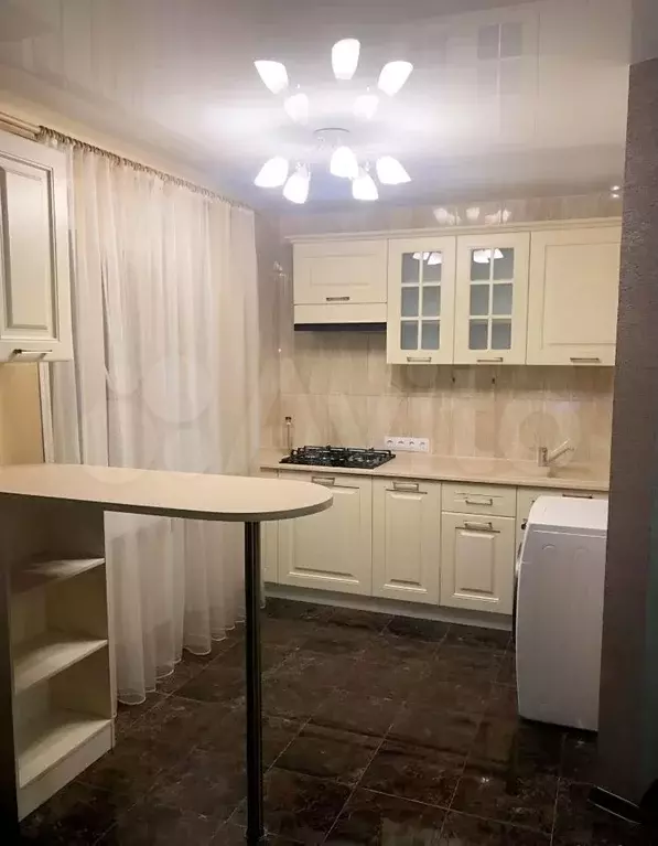 2-к. квартира, 48 м, 9/9 эт. - Фото 0
