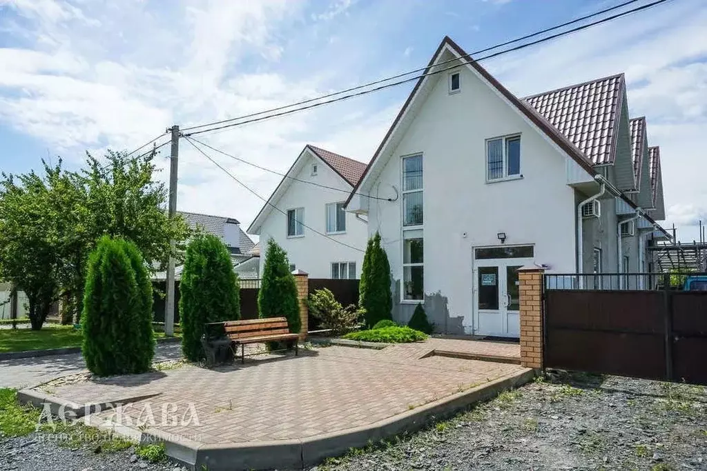 Коттедж в Белгородская область, Старый Оскол ул. Владимирская (480 м) - Фото 1