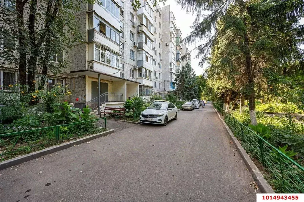 2-к кв. Краснодарский край, Краснодар Школьный мкр, ул. Школьная (51.8 ... - Фото 0