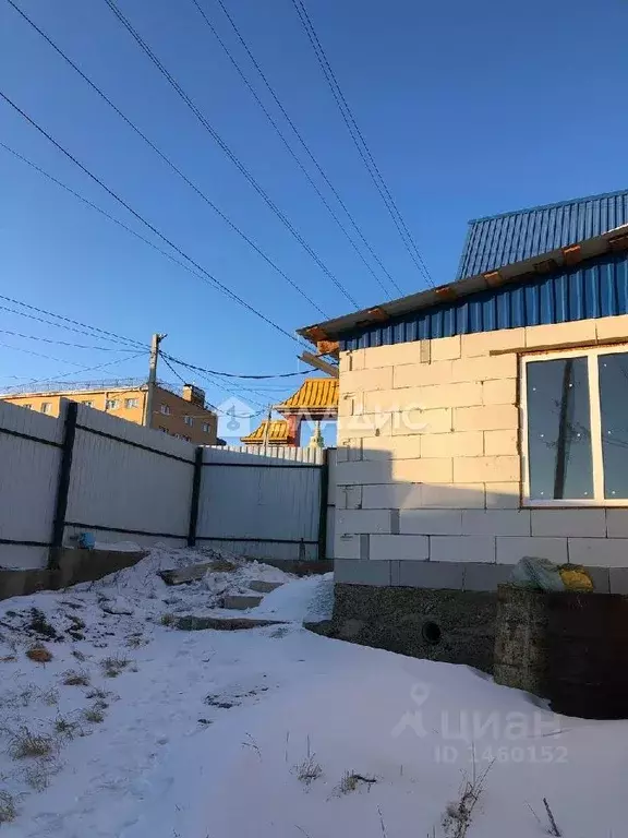 Дом в Бурятия, Улан-Удэ Панорамная ул., 8 (200 м) - Фото 1