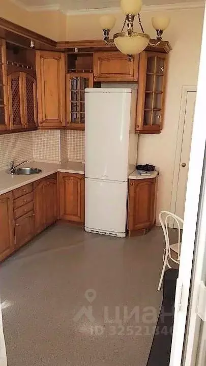 1-к кв. Омская область, Омск Октябрьская ул., 98 (39.0 м) - Фото 2