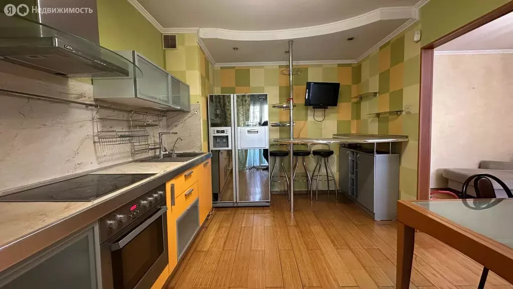 3-комнатная квартира: Южно-Сахалинск, улица М.А. Пуркаева, 76 (86 м) - Фото 1