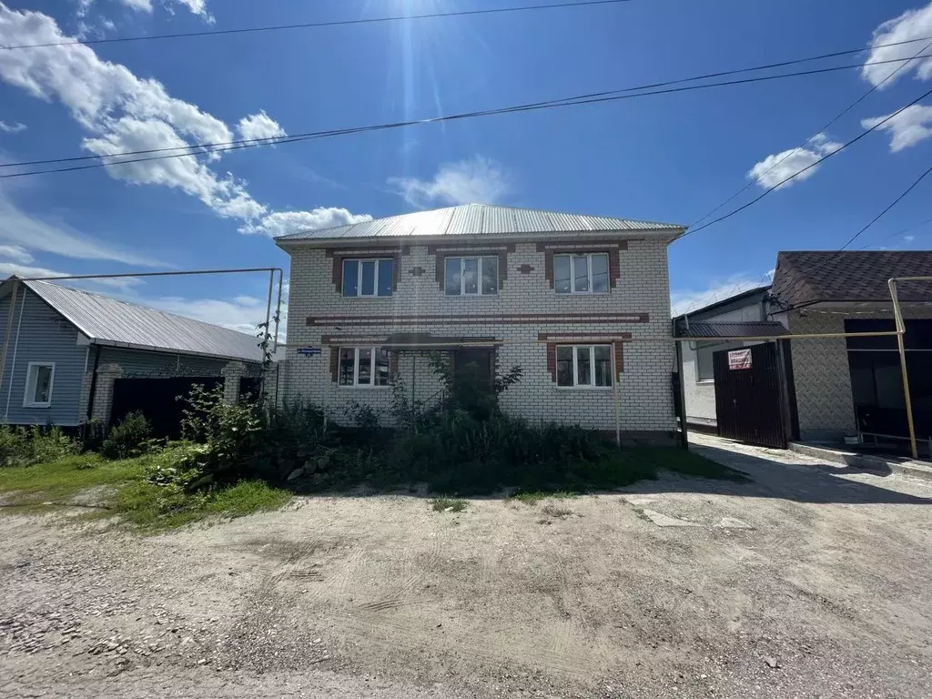 Дом в Самарская область, Сызрань Кооперативная ул., 23 (204 м) - Фото 1