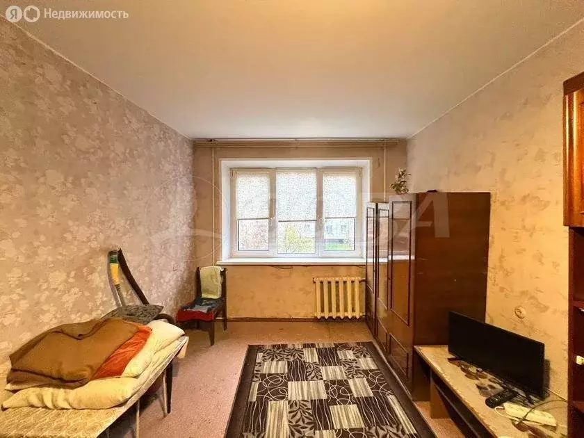 1-комнатная квартира: Тюмень, улица Энергетиков, 60 (14 м) - Фото 1