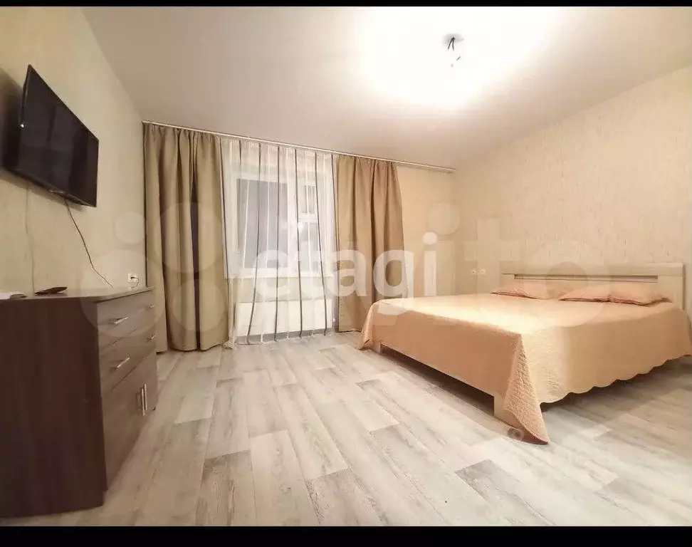 1-к. квартира, 42,5 м, 1/17 эт. - Фото 1
