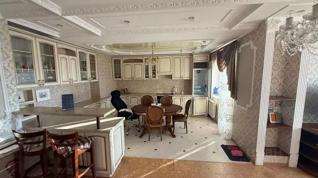 3-к кв. Хабаровский край, Хабаровск Уссурийский бул., 18 (100.0 м) - Фото 1