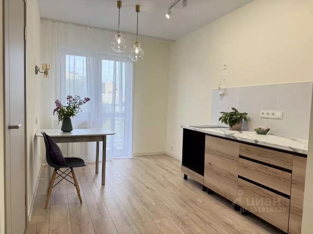 2-к кв. Иркутская область, Иркутск ул. Варламова, 106 (42.3 м) - Фото 1