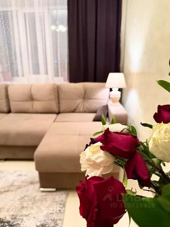 3-к кв. Магаданская область, Магадан пл. Космонавтов, 5 (76.0 м) - Фото 0