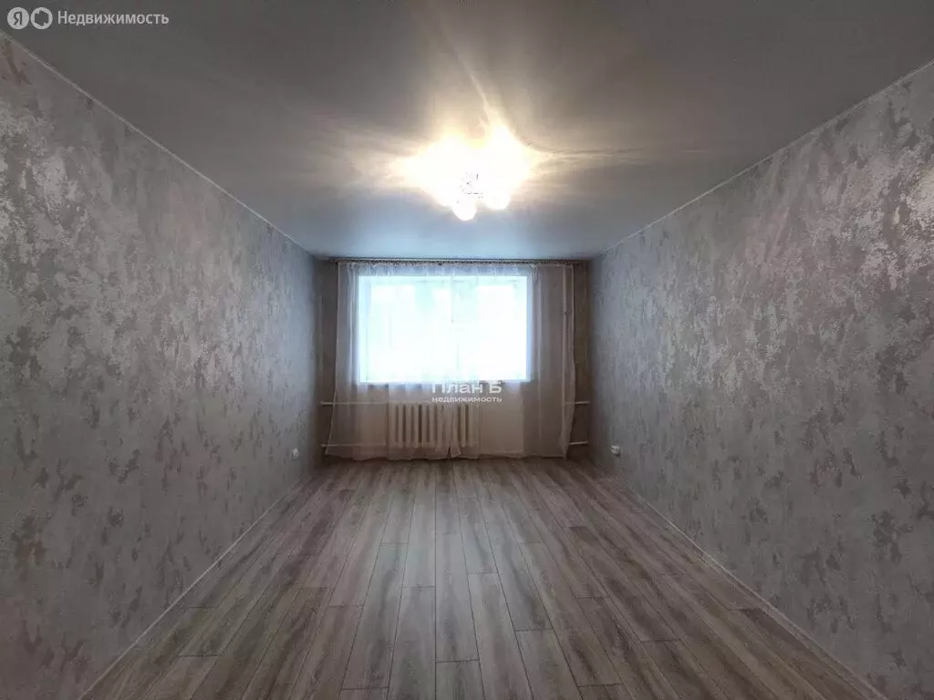 1к в 9-комнатной квартире (16.9 м) - Фото 1