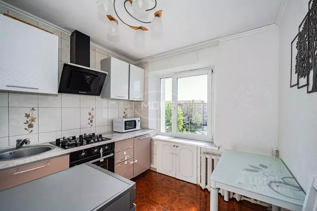 3-к кв. Калининградская область, Гурьевск Фабричная ул., 4 (58.8 м) - Фото 1