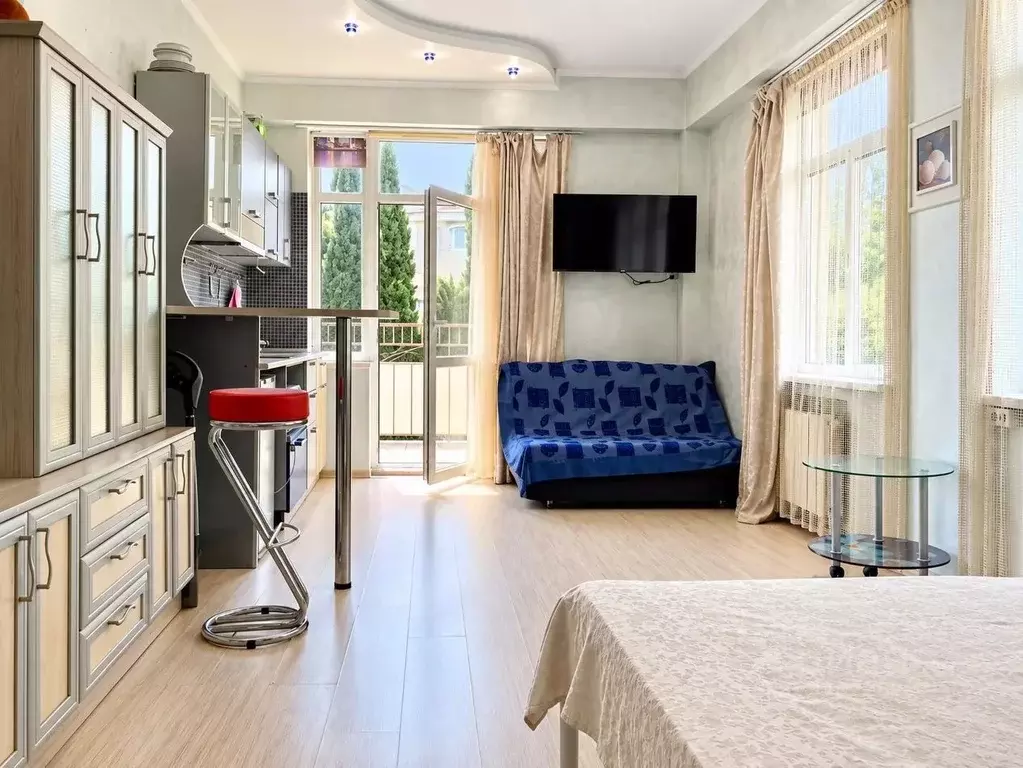 Студия Крым, Алушта ул. Ленина, 26 (32.1 м) - Фото 1