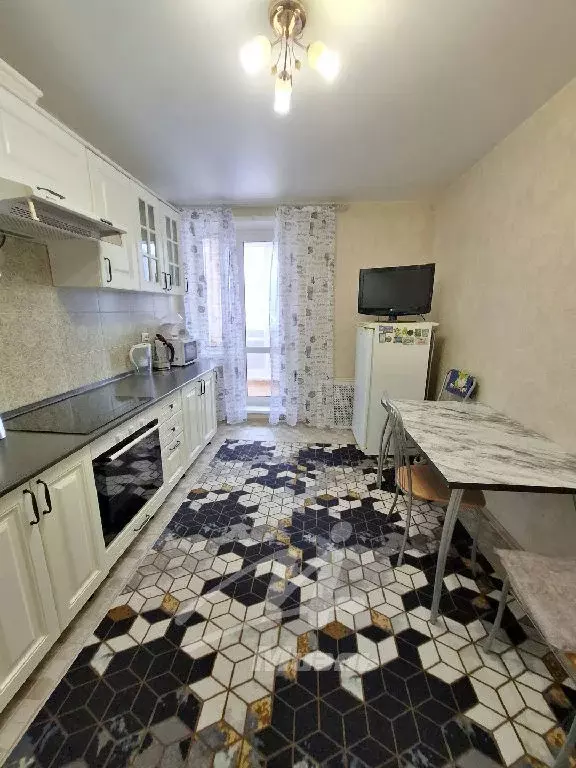 Продается 1-комнатная квартира - Фото 1