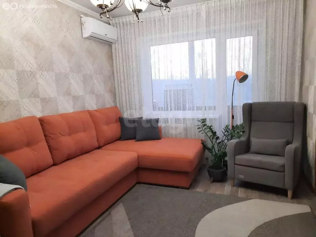 4-комнатная квартира: Черногорск, Юбилейная улица, 16 (60.9 м) - Фото 0