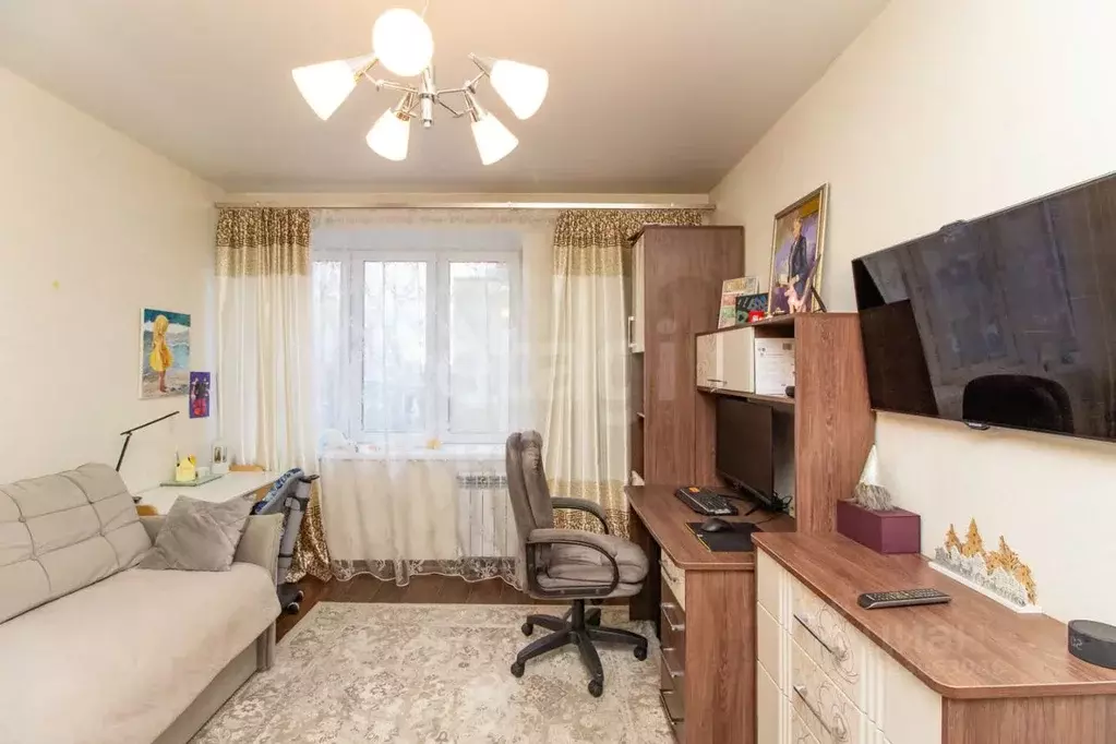 2-к кв. Красноярский край, Красноярск ул. Апрельская, 1 (54.9 м) - Фото 1