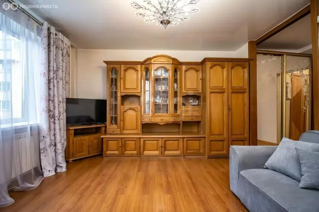 3-комнатная квартира: Новосибирск, Выставочная улица, 17 (75 м) - Фото 1