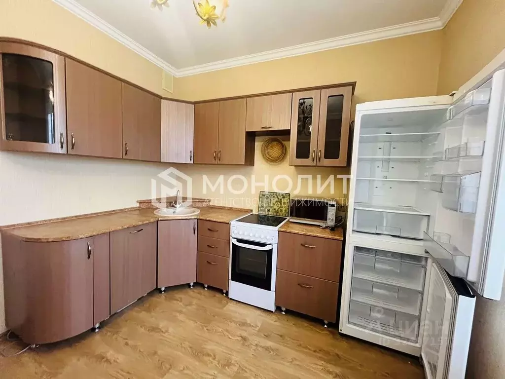 2-к кв. Белгородская область, Старый Оскол Степной мкр, 8 (55.0 м) - Фото 2