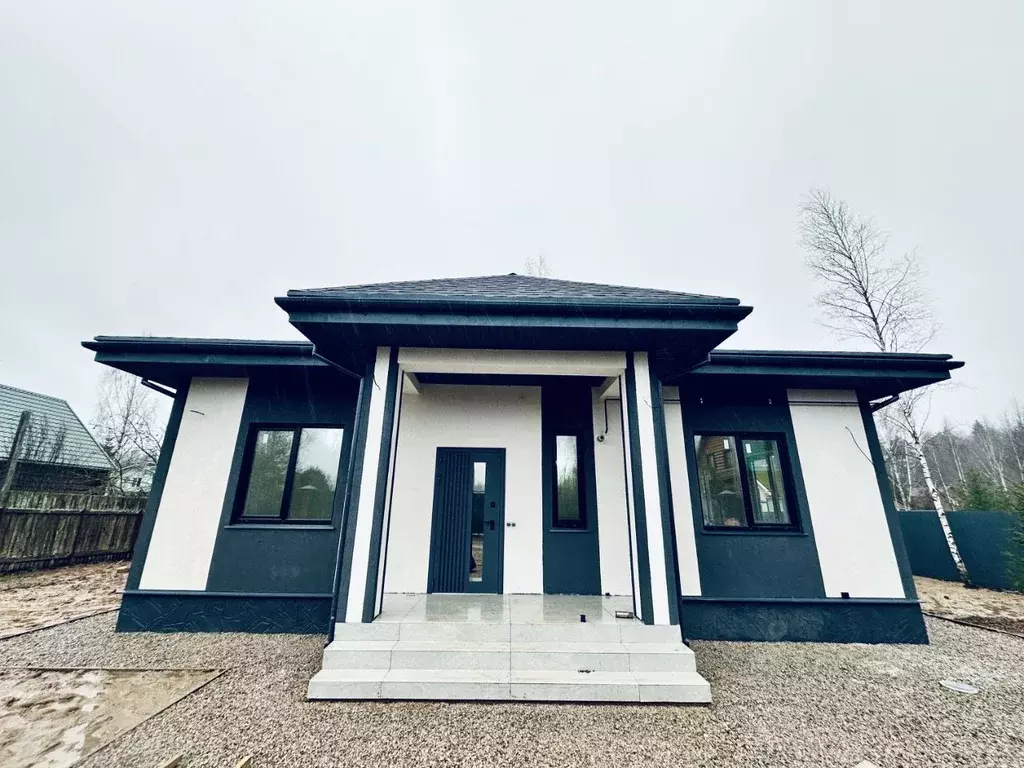 Дом в Калужская область, Жуковский муниципальный округ, Корсаково ... - Фото 1